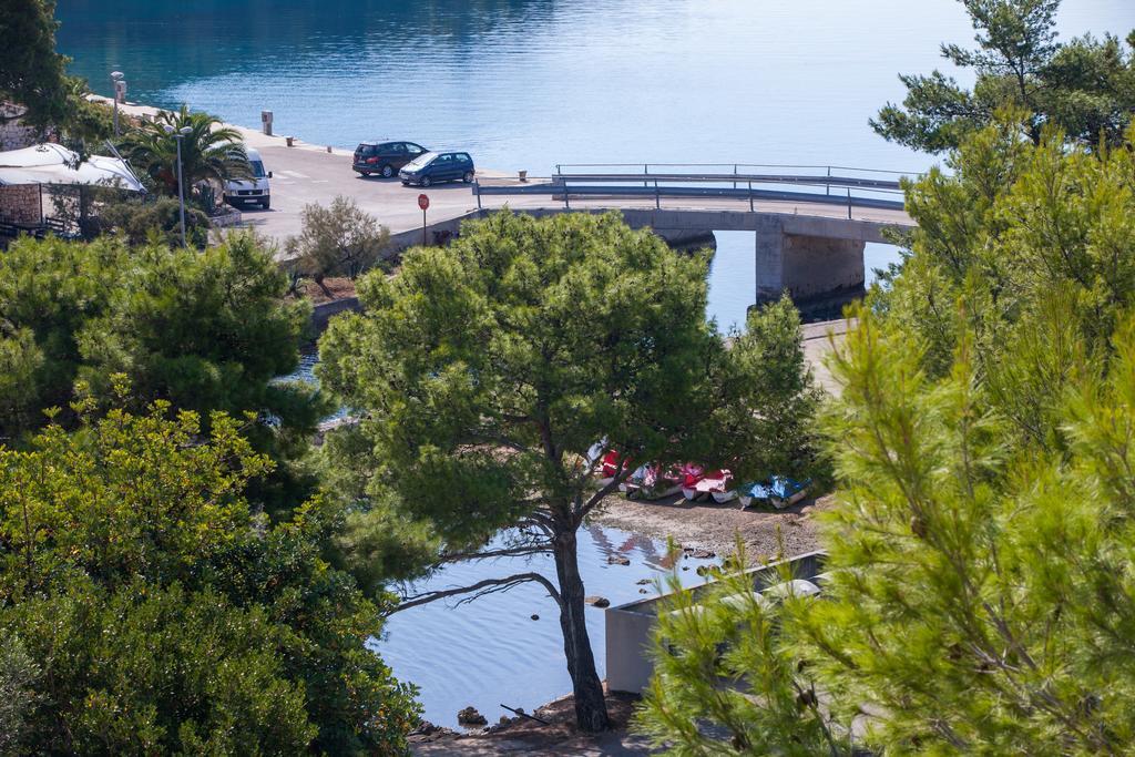 Apartments Bruna Lastovo Buitenkant foto